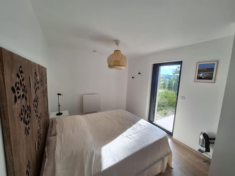Logement Neuf A 2 Pas Du Lac La Bridoire المظهر الخارجي الصورة